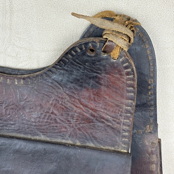 Antique 1900 - 1915 Navajo Native Western‎ Leather Saddle Bags Handmade - Picture 2 of 11